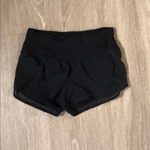Lululemon hotty hot shorts
